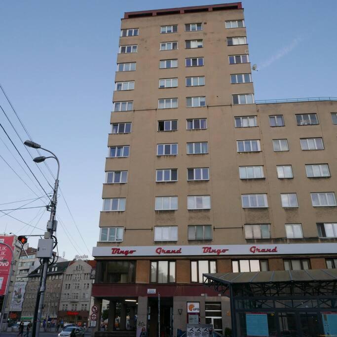 Flat With Nicest Wiew In Old Town - 3 Bedrooms, Ac Братислава Экстерьер фото