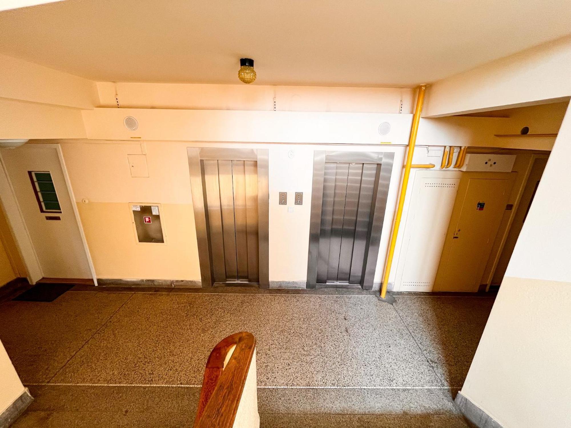 Flat With Nicest Wiew In Old Town - 3 Bedrooms, Ac Братислава Экстерьер фото